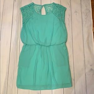 Mint lace mini dress 👗